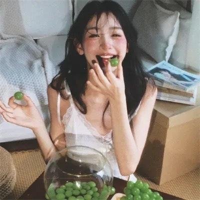 血月初现